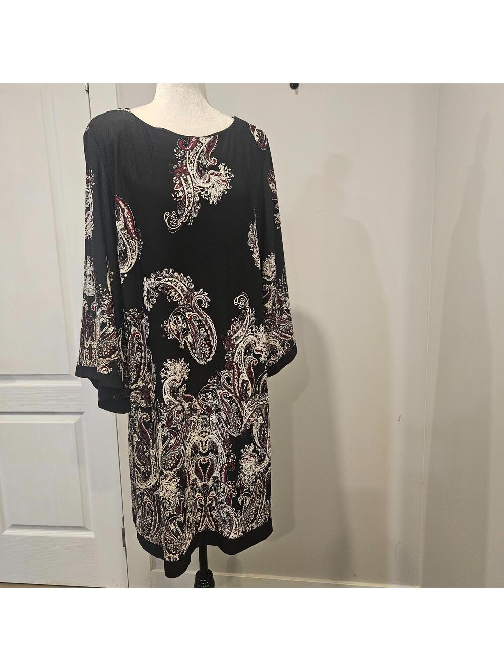 Sandra Darren Paisley Shift Dress Black Burgundy Cream Textured Bell Sleeve XL